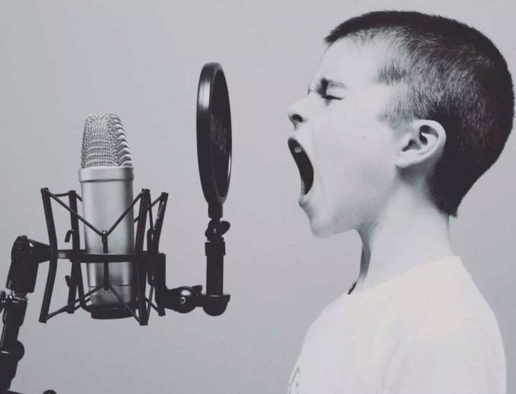 Why Open Communication With Your Cleaning Service is a Must